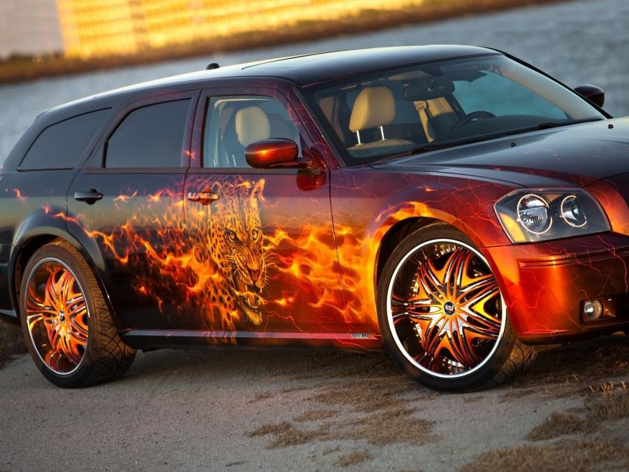  Dodge Magnum by Cats Roar 2005 года  (фото 2 из 6)